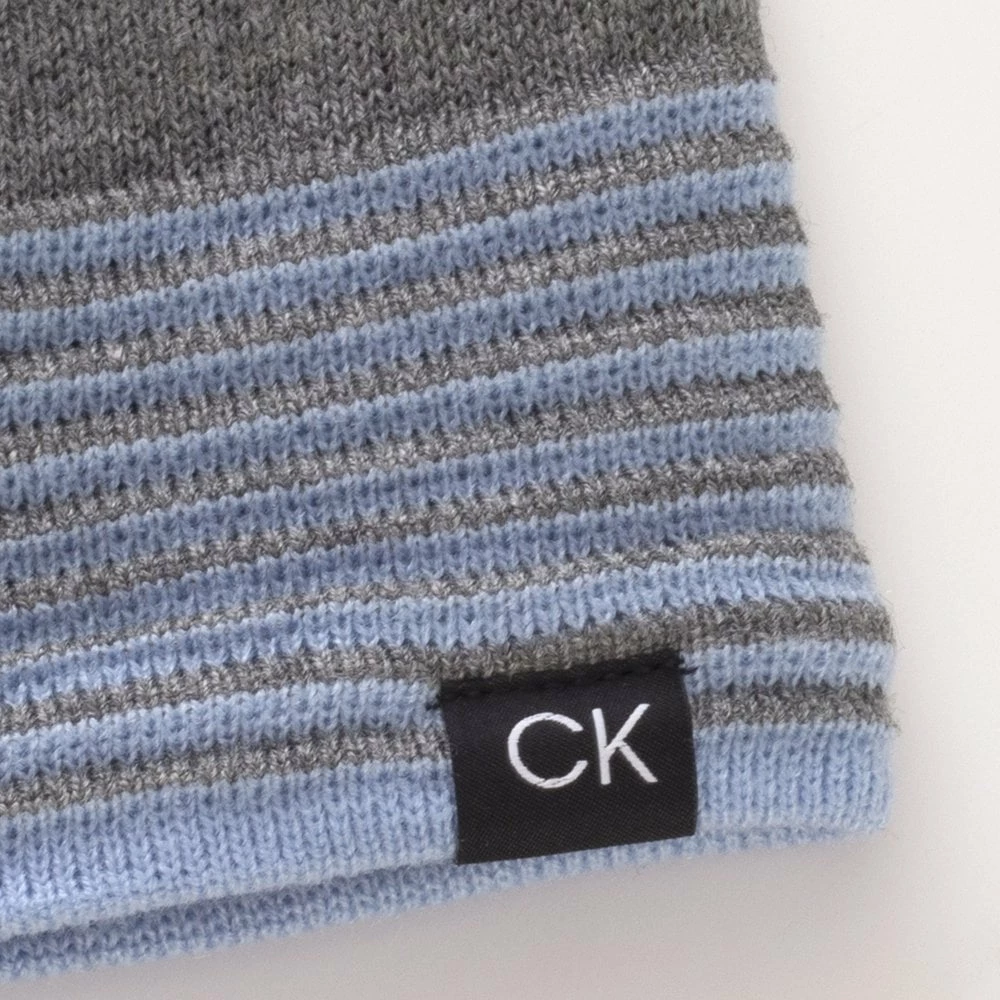 Calvin Klein VERA REVERSIBLE BEANIE - GREYMARL - ONESIZE 6 Calvin Klein VERA REVERSIBLE BEANIE - GREYMARL - ONESIZE - Image 4