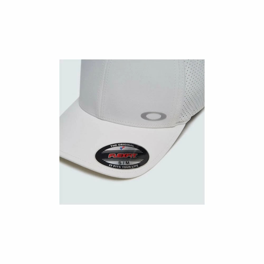 Oakley AERO PERF TRUCKER HAT HAT - White 4 Oakley AERO PERF TRUCKER HAT HAT - White - Image 2