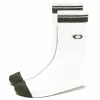 Oakley ESSENTIAL SOCKS (3 PCS) - WHITE 1 Oakley ESSENTIAL SOCKS (3 PCS) - WHITE -Clubs Shop oakley essential socks 3 pcs white p7535 15020 image