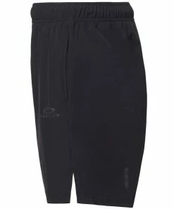 Oakley FOUNDATIONAL 7 SHORT 2.0 Blackout -Clubs Shop oakley foundational 7 short 2 0 blackout p11753 25170 image