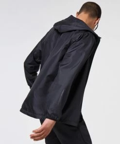 Oakley FOUNDATIONAL TRAINING JACKET JACKET - Blackout -Clubs Shop oakley foundational training jacket jacket blackout p7963 15995 image