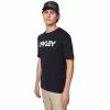 Oakley MARK II TEE T-SHIRT BLACK/WHITE 1 Oakley MARK II TEE T-SHIRT BLACK/WHITE -Clubs Shop oakley mark ii tee t shirt black white p10710 22660 image