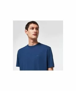 Oakley RELAXED SHORT SLEEVE TEE T-SHIRT - Poseidon -Clubs Shop oakley relaxed short sleeve tee t shirt poseidon p7071 13739 image