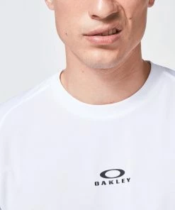 Under Armour Oakley FOUNDATIONAL TRAINING SS TEE T-SHIRT - White -Clubs Shop under armour oakley foundational training ss tee t shirt white p10223 26340 image